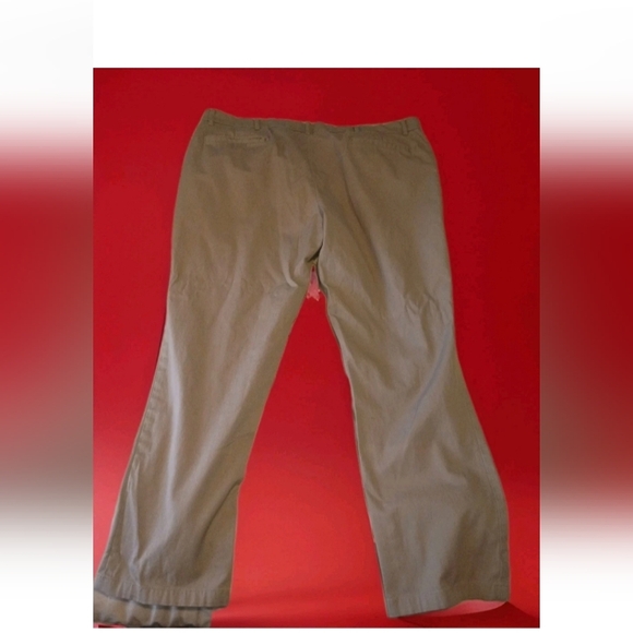 Jos. A. Bank Men's Khaki Travel Tech Chinos 42x30 - Picture 4 of 5